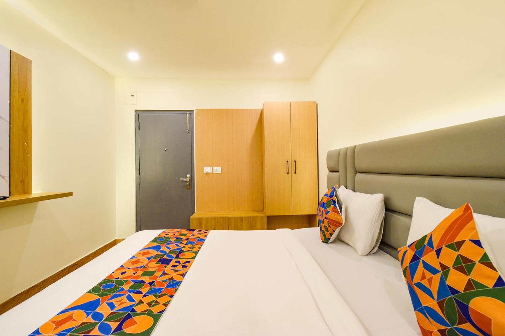 Fabhotel White Ridge - Kondapur Kondapur  Buitenkant foto